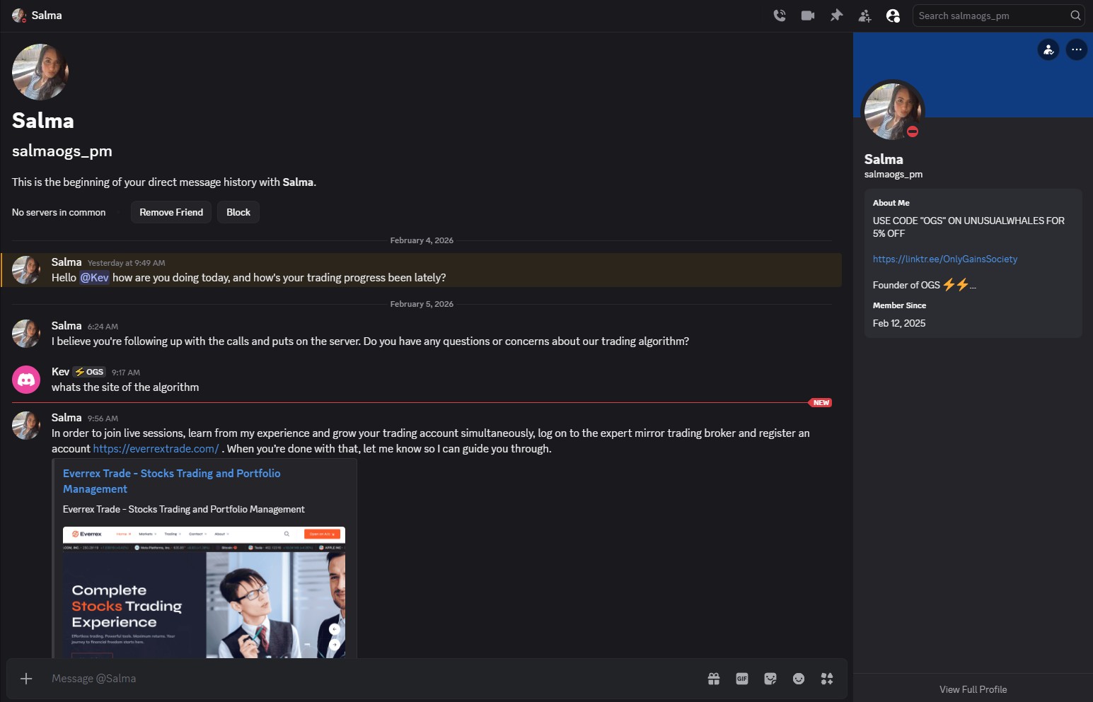 Discord conversation with EverrexTrade scammer salmaogs_pm directing victim to fake trading platform
